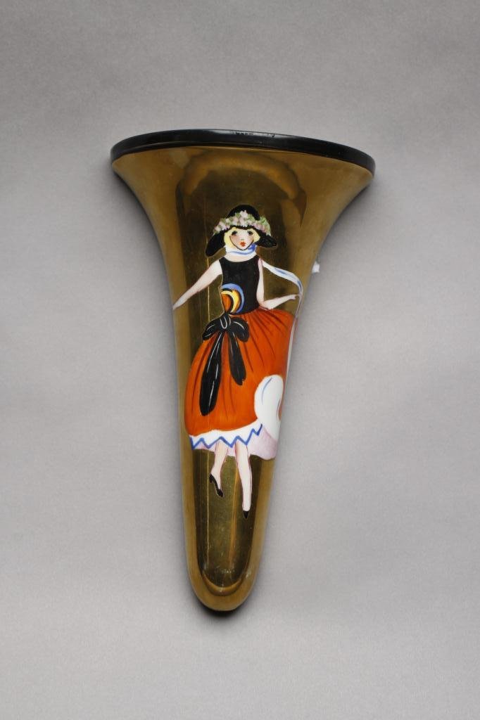NORITAKE WALL POCKET: Tapering form with gold ground and a dancing girl in red dress. Red M-in-Wreath, 29.1. H 20.5 cm. (8 1/8 in.)