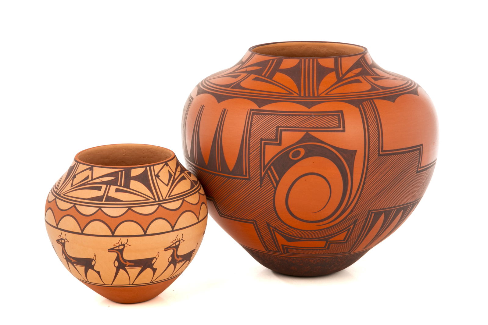 TWO CONTEMPORARY NAVAJO ZUNI POTTERY VESSELS (1 of 6)