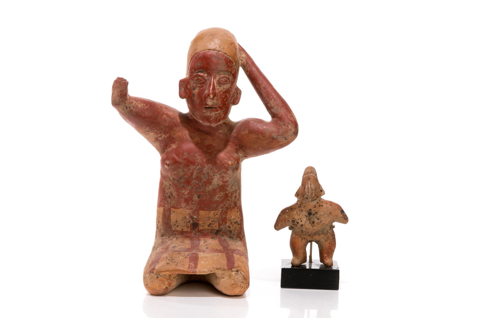 TWO PRE-COLUMBIAN STYLE TERRACOTTA FIGURES (1 of 4)