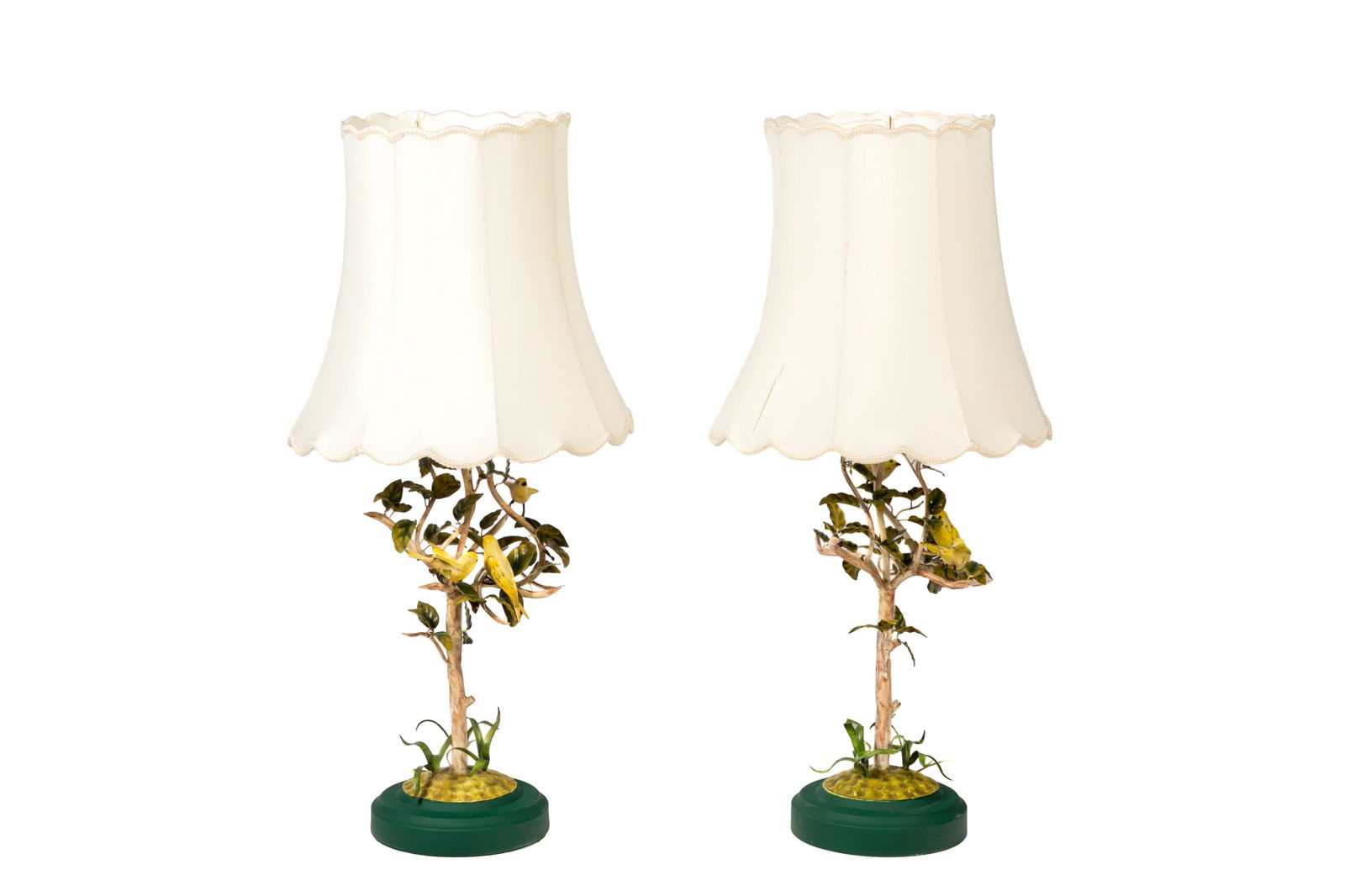 PAIR OF VINTAGE BIRD & FLOWER TABLE LAMPS (1 of 1)