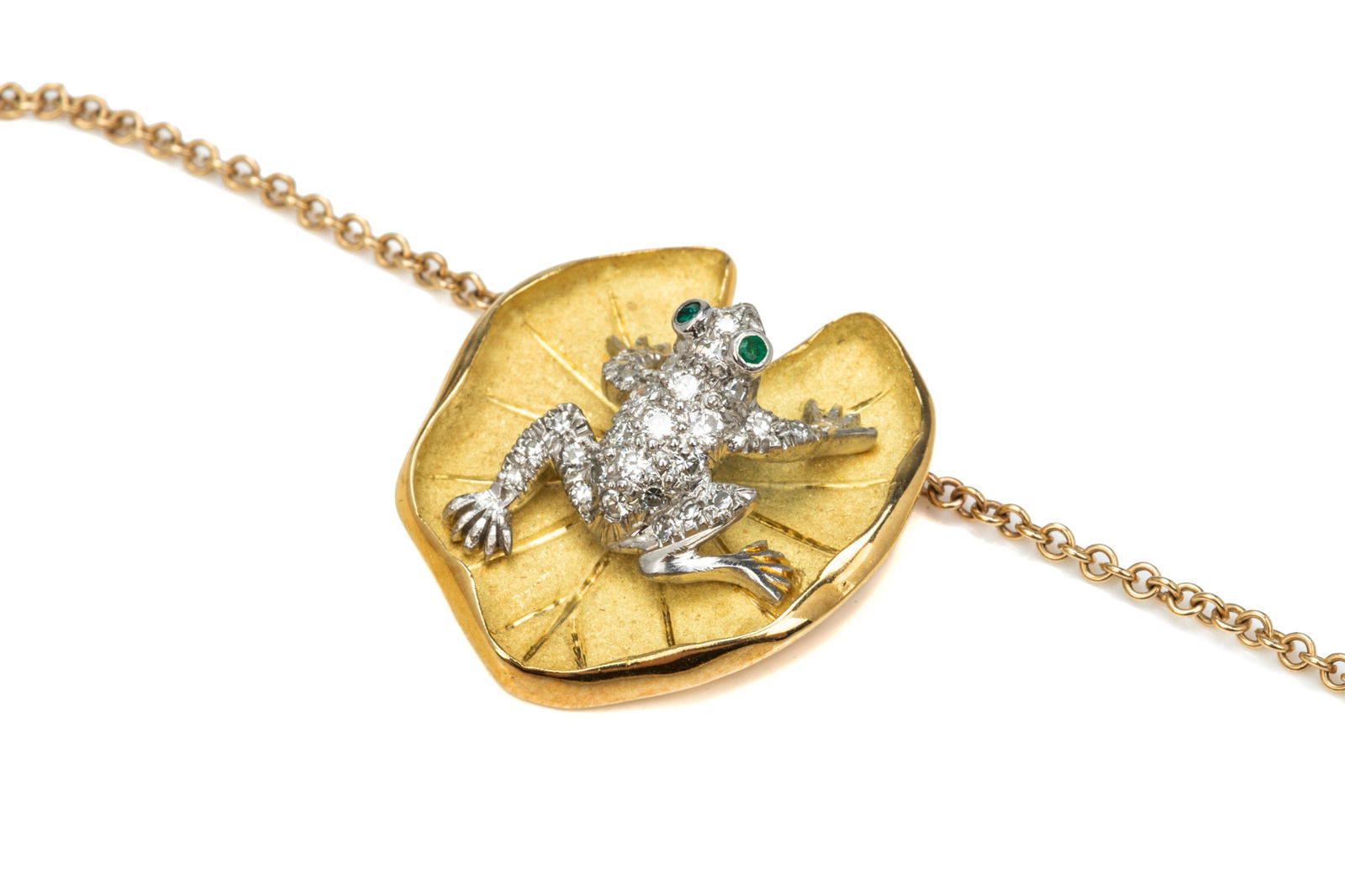 18K GOLD, PLATINUM AND DIAMOND FROG NECKLACE, 9.6g (1 of 2)