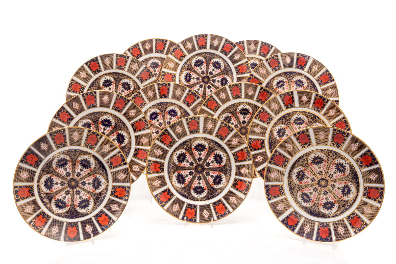 TWELVE ROYAL CROWN DERBY IMARI DINNER PLATES (1 of 2)
