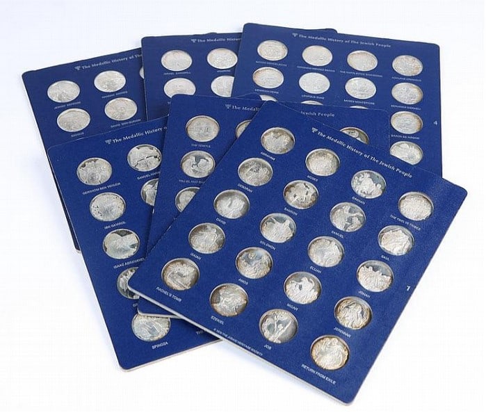 THE MEDALLIC HISTORY OF THE JEWISH PEOPLE (1 of 1)