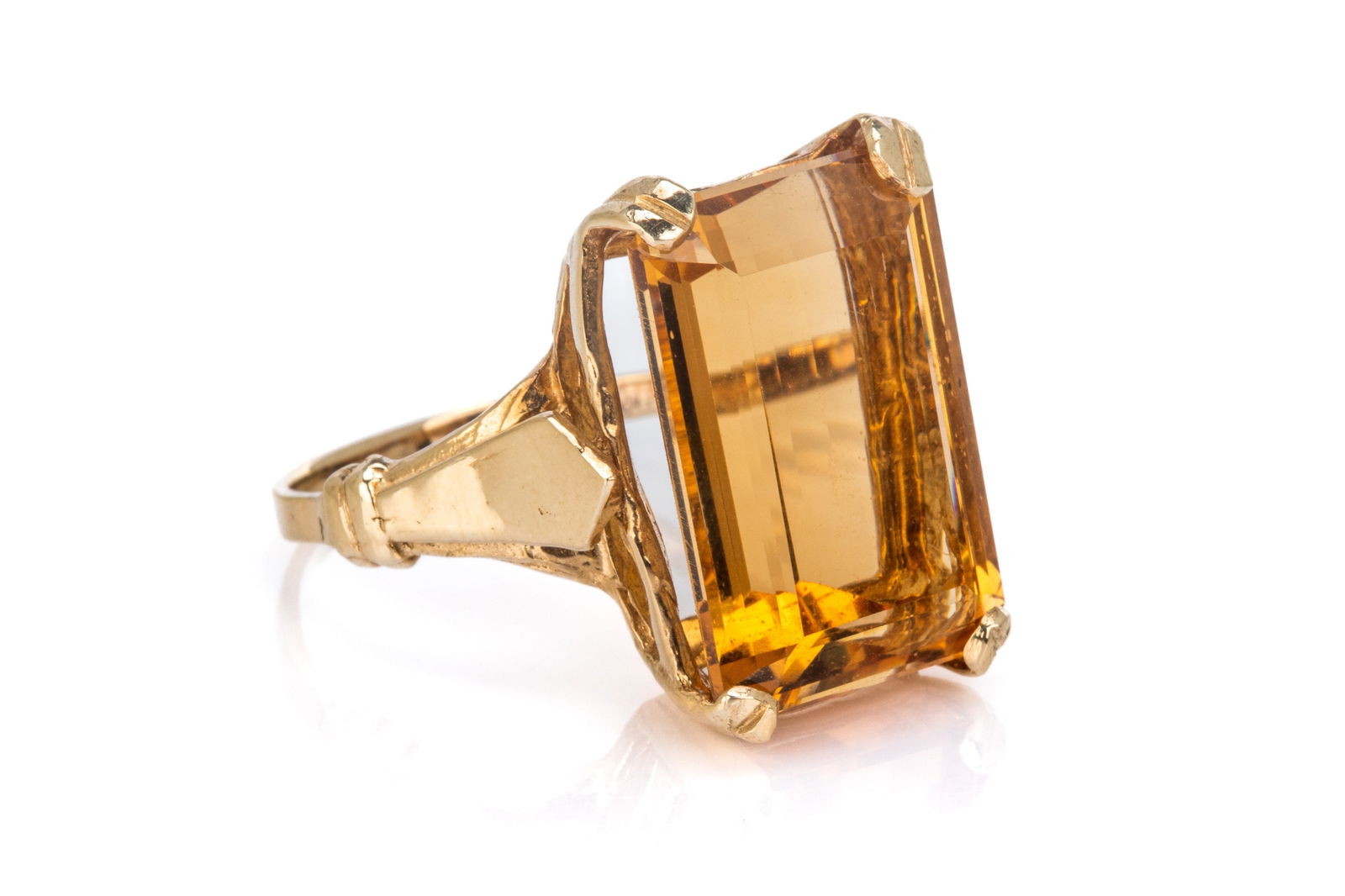 10K YELLOW GOLD AND CITRINE COCKTAIL RING, 8g (1 of 5)