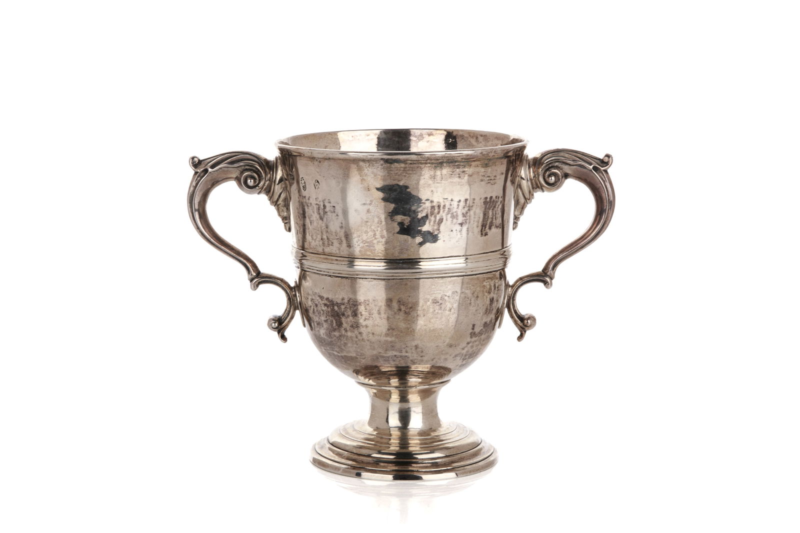 IRISH SILVER TWO HANDLED CUP, 439g (1 of 4)
