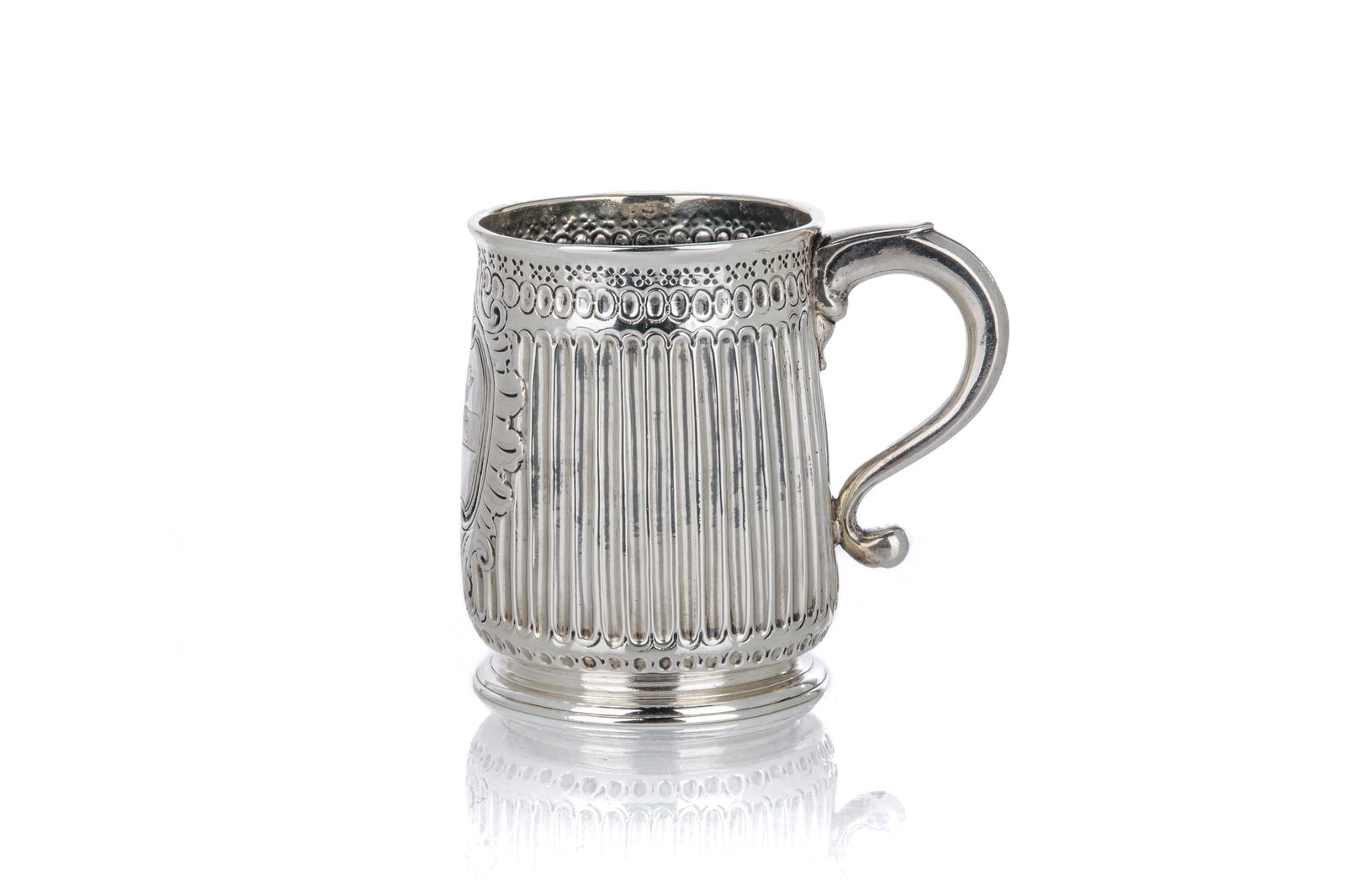 18th C QUEEN ANNE ENGLISH SILVER MUG, 313g (1 of 5)