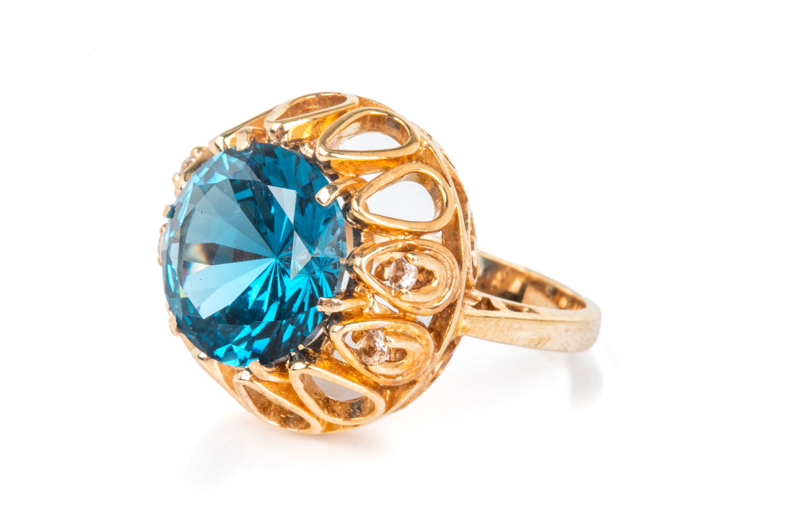 10K GOLD, DIAMOND AND BLUE GEMSTONE RING, 7.7g (1 of 3)