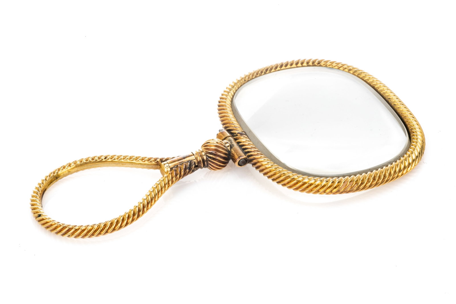 ANTIQUE 14K YELLOW GOLD QUIZZING GLASS, 13.3g: Possibly 19th century magnifying glass, testing 14k. L. 6.5cm
