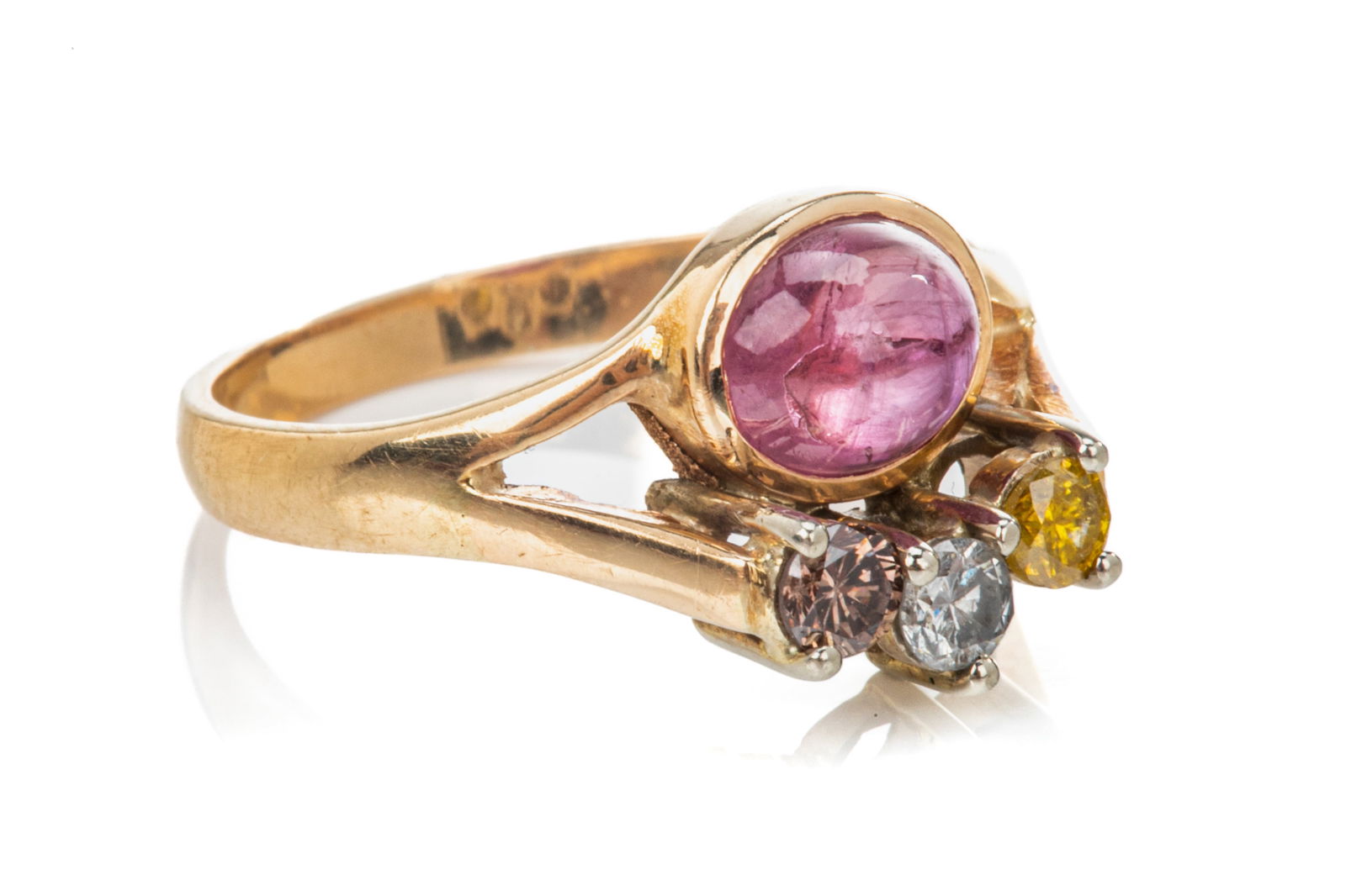 14K GOLD CABOCHON RUBY AND DIAMOND RING, 3.2g (1 of 1)