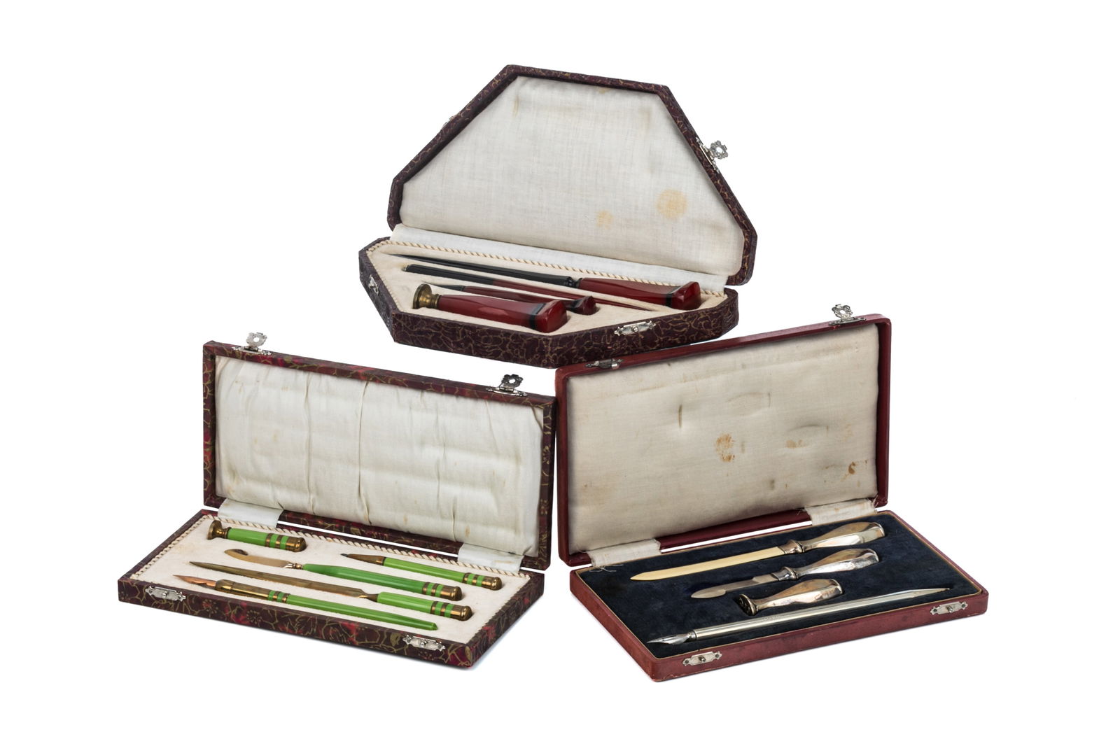 THREE VINTAGE CASED WRITING SETS (1 of 4)