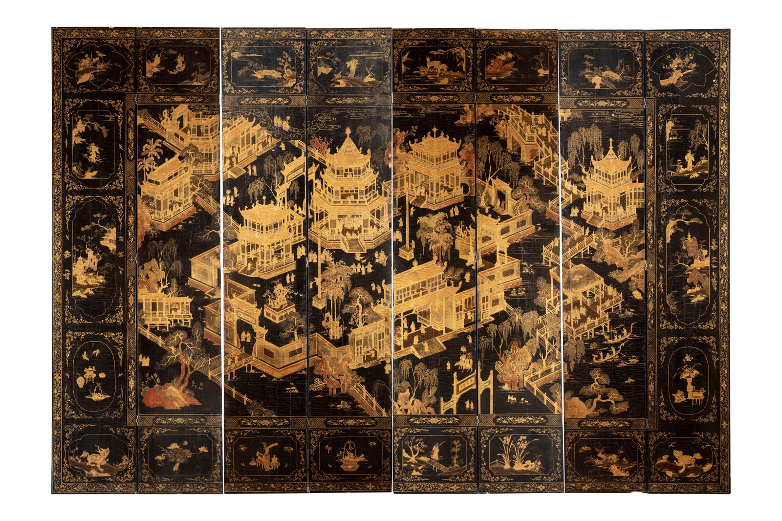 LARGE CHINESE EIGHT-FOLD GILT LACQUER SCREEN (1 of 2)