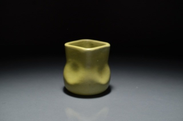 TECO AMERICAN ARTS & CRAFTS POTTERY VASE: - squared chartreuse green vase with thumbprint on each side. Double stamped Teco, numbered 365. H 10.79 cm. (4 1/4 in.) W 13.33 cm. (5 1/4 in.).