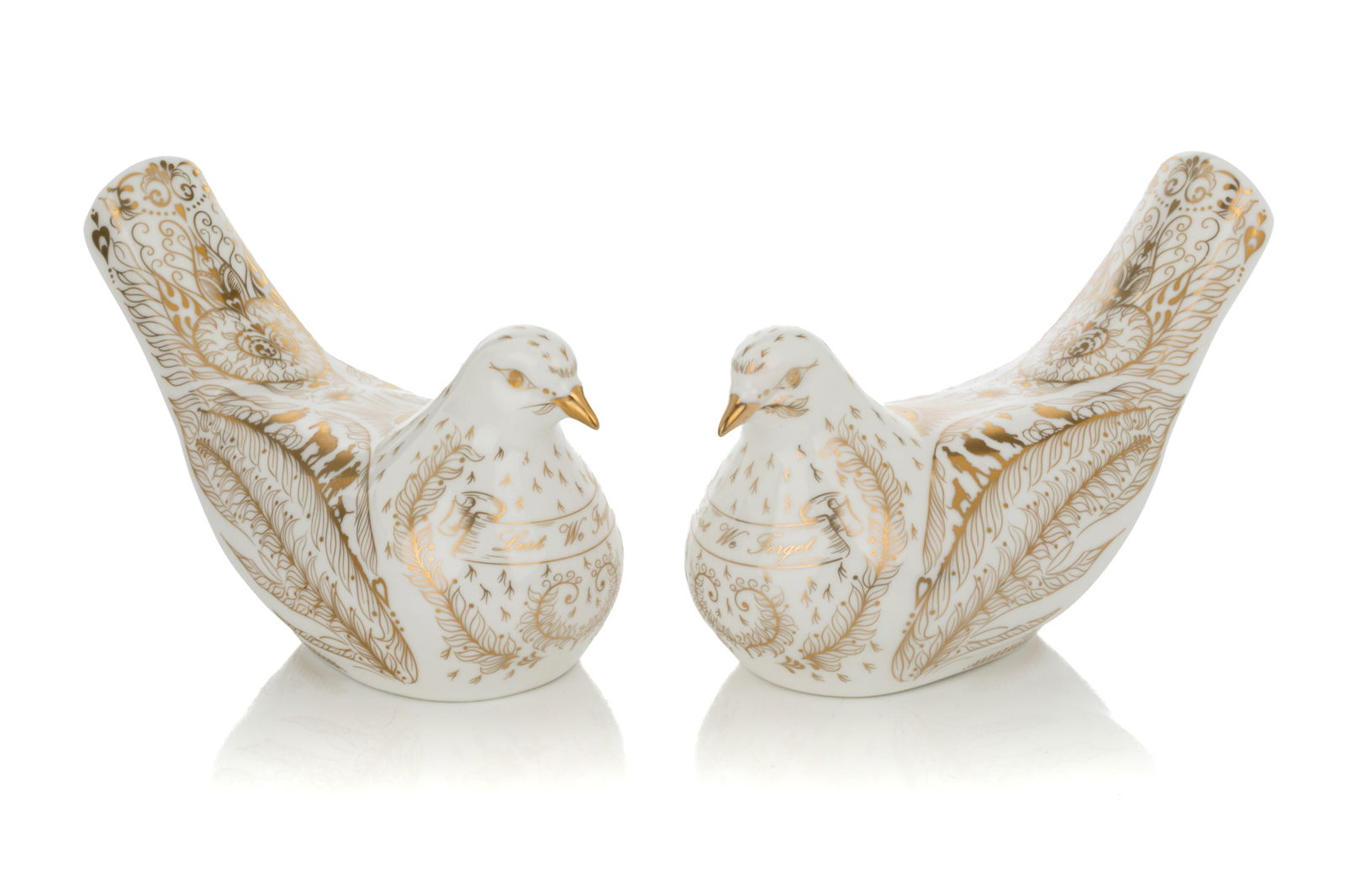 PAIR OF ROYAL CROWN DERBY 'DOVES OF PEACE' (1 of 5)