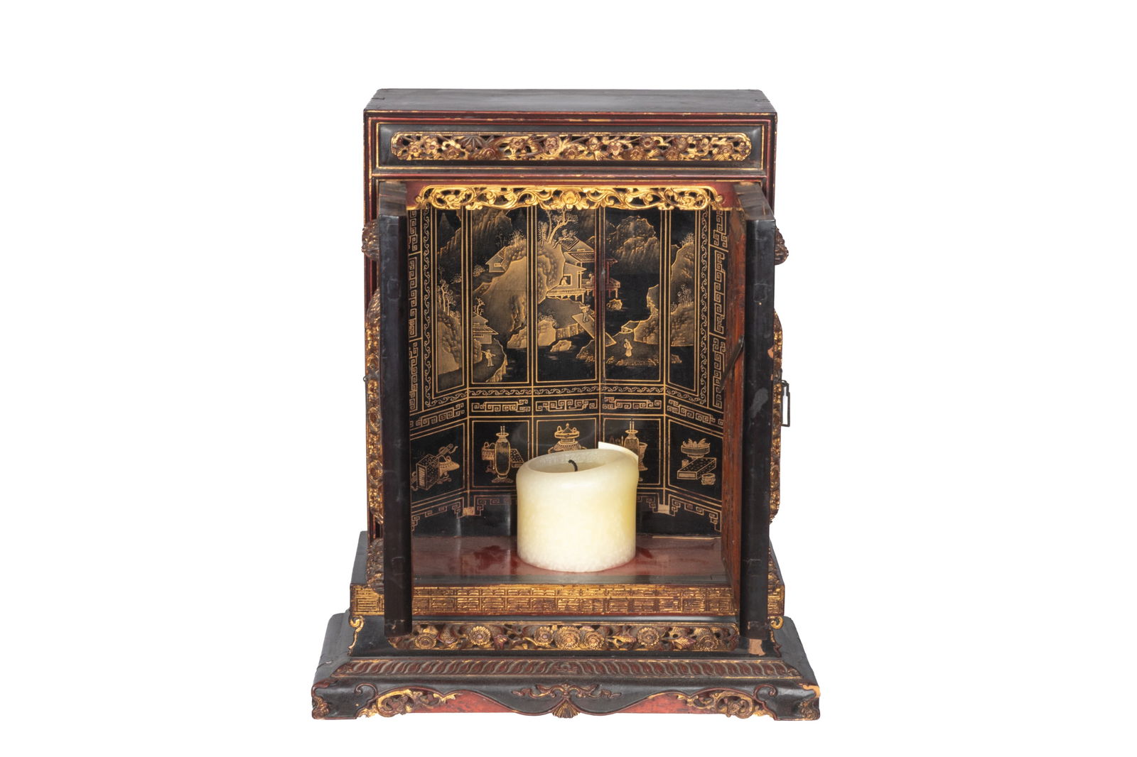 CHINESE GILTWOOD TABLE TOP SHRINE (1 of 7)