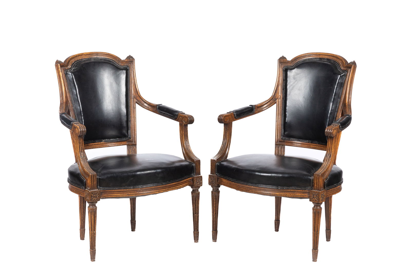 PAIR OF BLACK LEATHER OPEN ARMCHAIRS: .