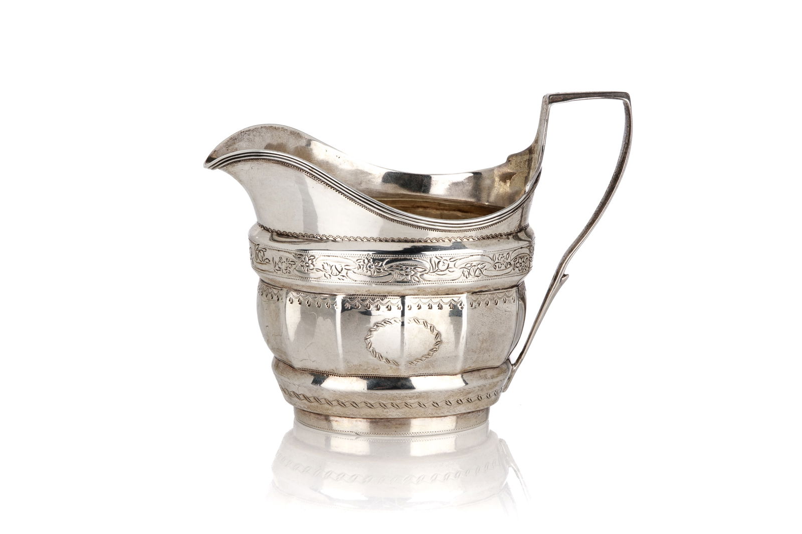 GEORGE III SILVER CREAM JUG, 134g (1 of 4)