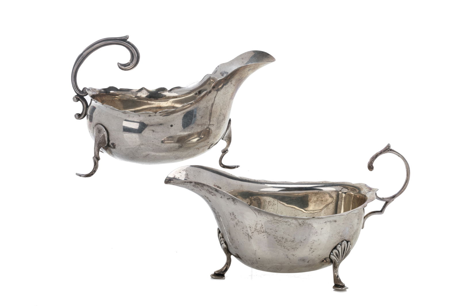 TWO ENGLISH SAUCE BOATS, 202g (1 of 2)