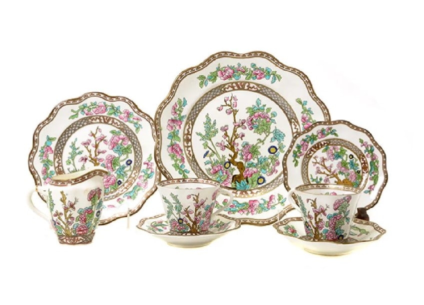 FIFTY-FOUR PIECES OF COALPORT 'INDIAN TREE' (1 of 3)