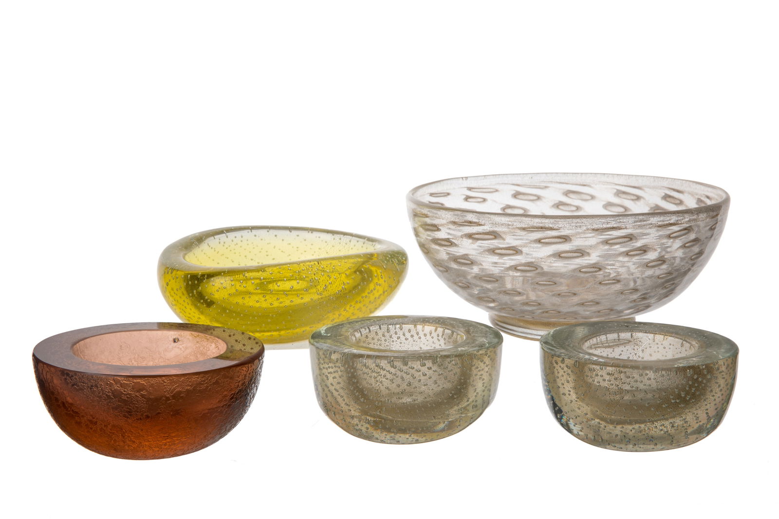 FIVE MODERN ITALIAN  GLASS BOWLS (1 of 2)