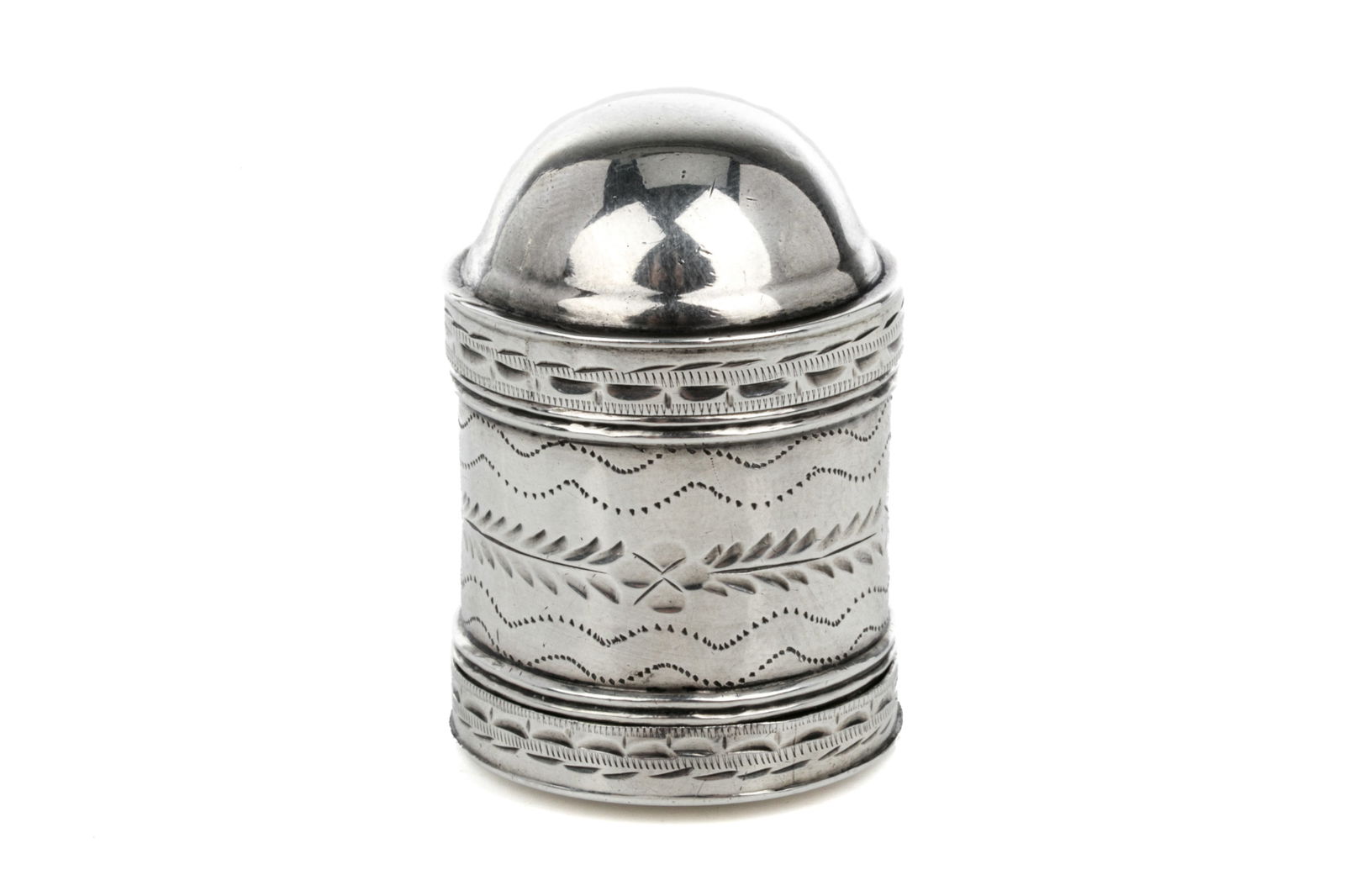 SILVER NUTMEG GRATER, 13g (1 of 4)
