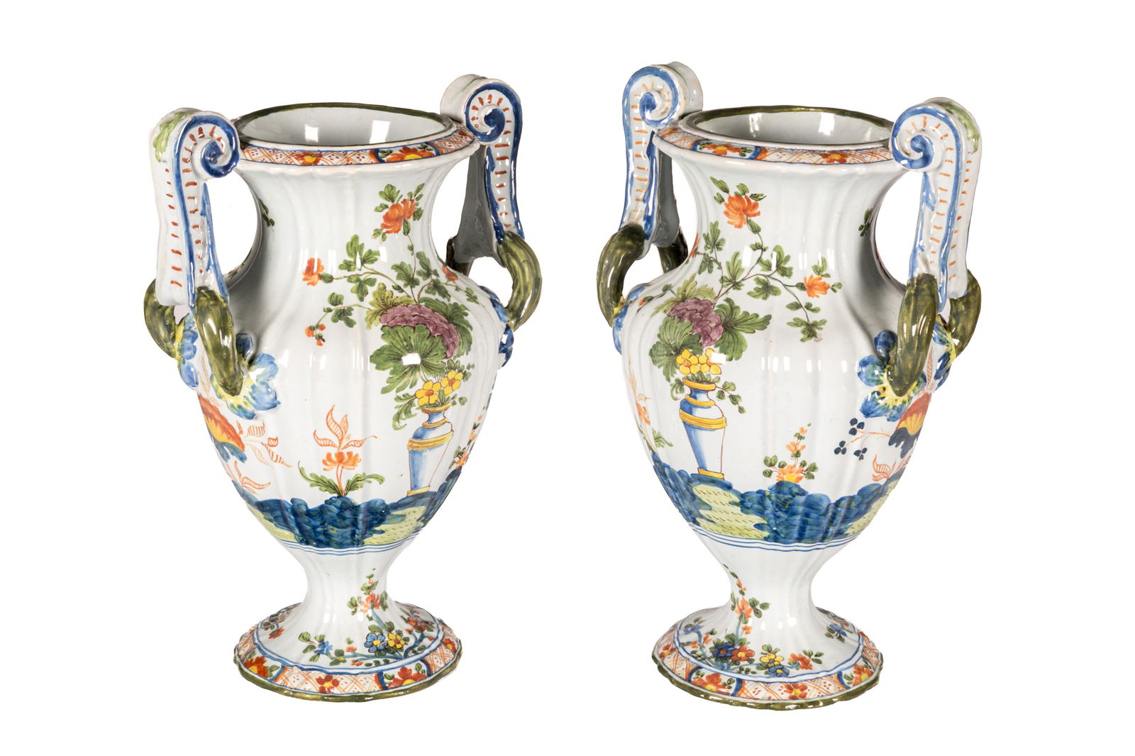 PAIR OF VINTAGE ITALIAN MAJOLICA URNS (1 of 5)