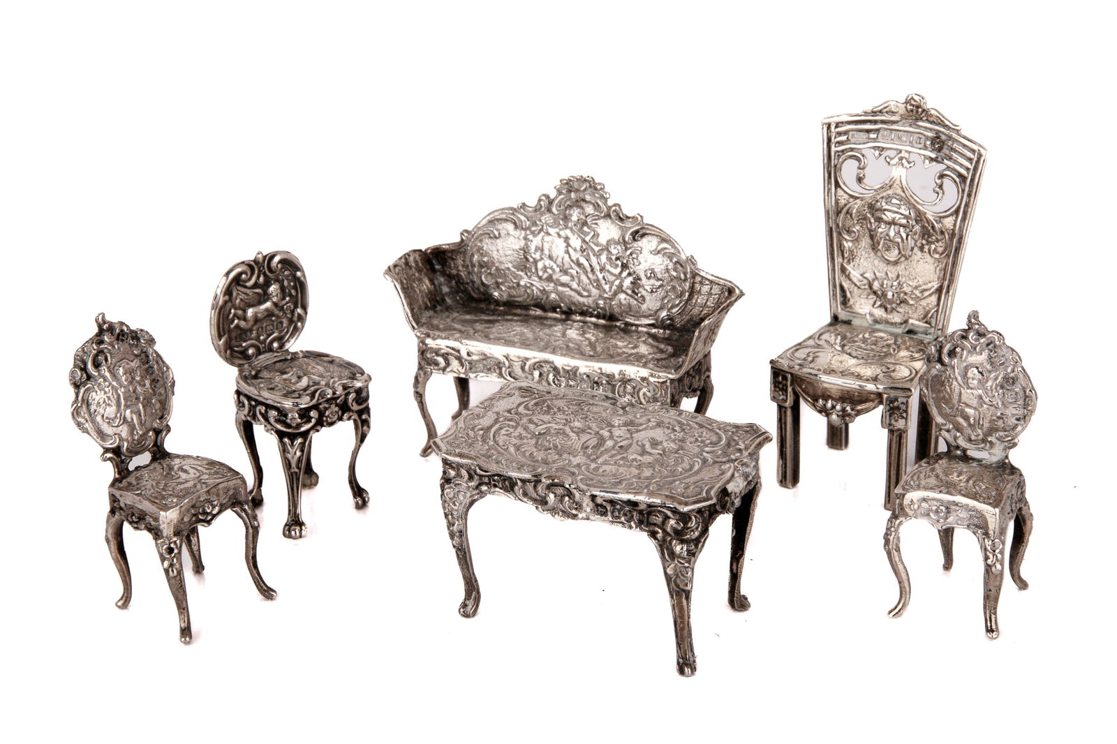 SIX CONTINENTAL SILVER FURNITURE MINIATURES, 74g (1 of 2)