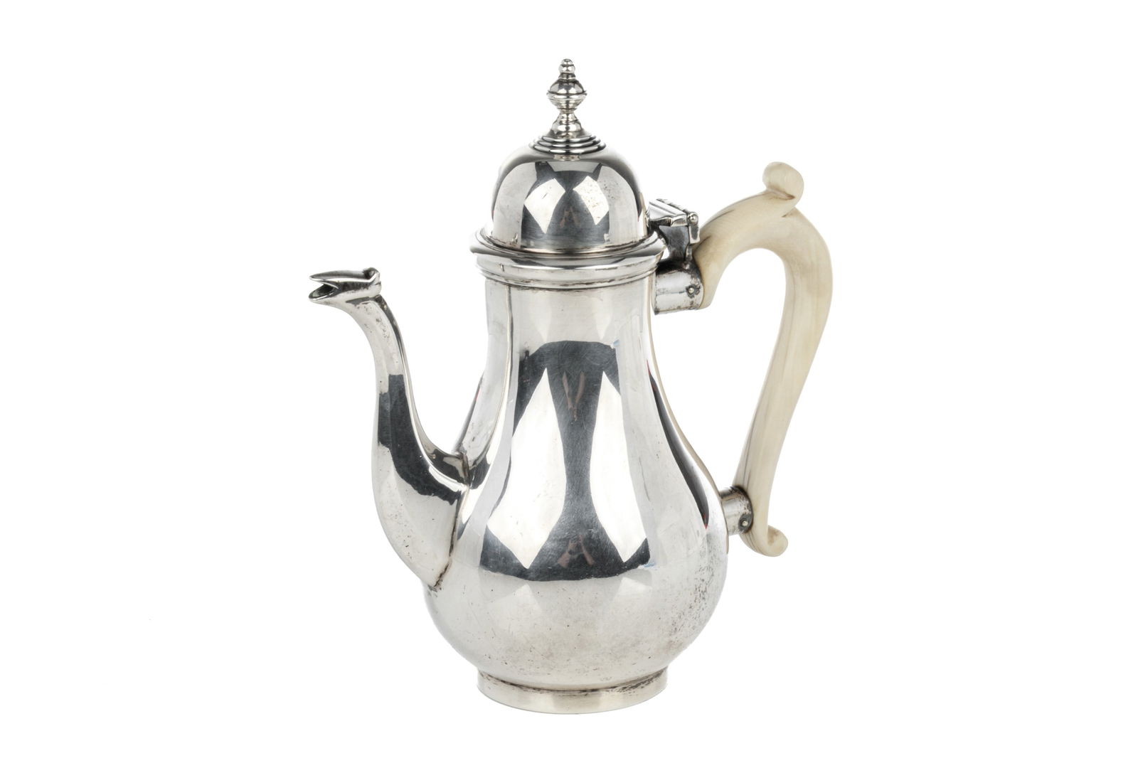 SMALL ENGLISH SILVER CREAM JUG, 300g (1 of 4)