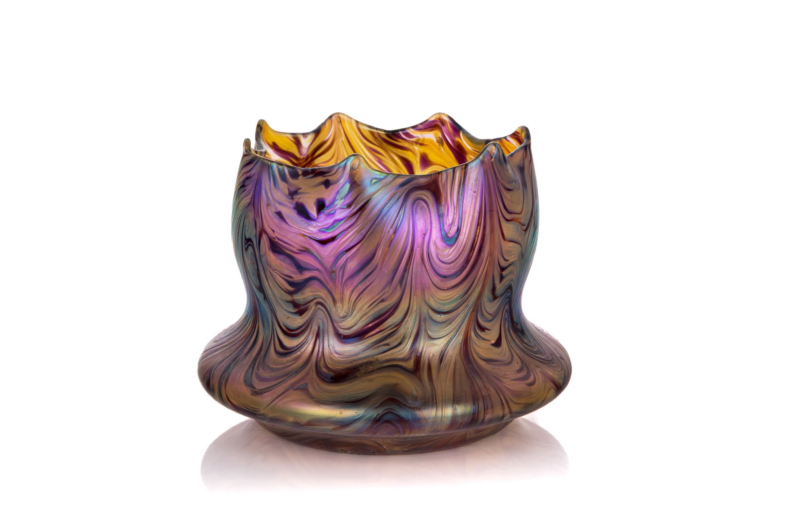 IRIDESCENT LOETZ STYLE GLASS VASE (1 of 3)