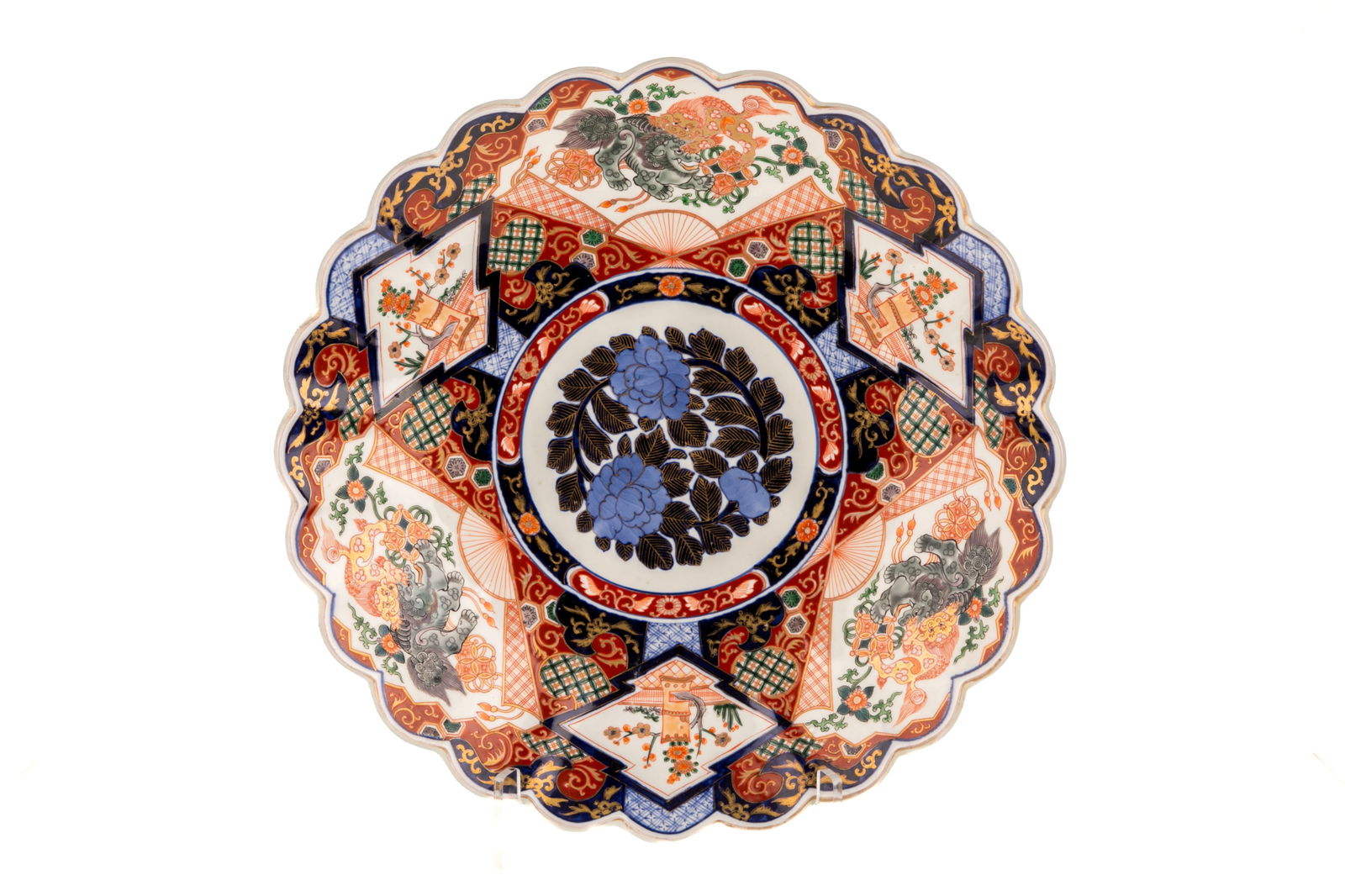 JAPANESE IMARI PORCELAIN SCALLOPED CHARGER (1 of 4)