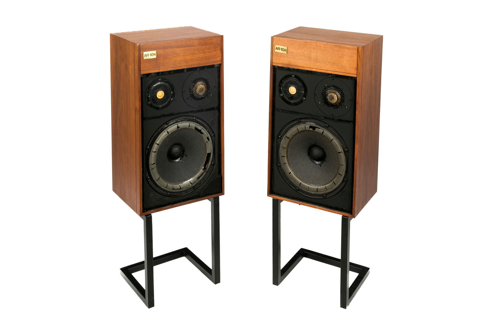 PAIR OF ACCOUSTIC RESEARCH AR 10 SPEAKERS (1 of 4)