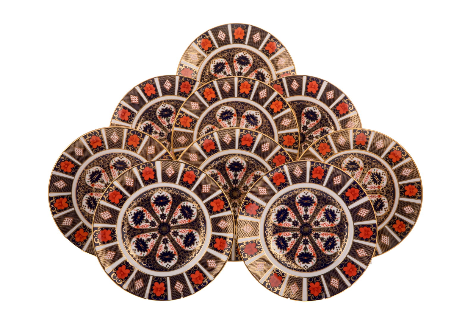 TWELVE ROYAL CROWN DERBY IMARI 1128 BOWLS: Twelve Royal Crown Derby dinner bowls in the 'Old Imari' 1128 pattern. Marks for Royal Crown Derby in red to the underside. English, mid-20th C. Dia.: 26.5 cm (10 1/2 in.)