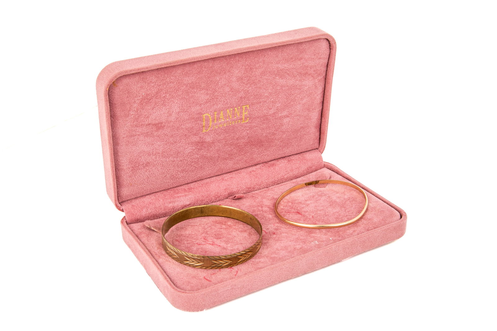 TWO BANGLE BRACELETS (22g) (1 of 3)