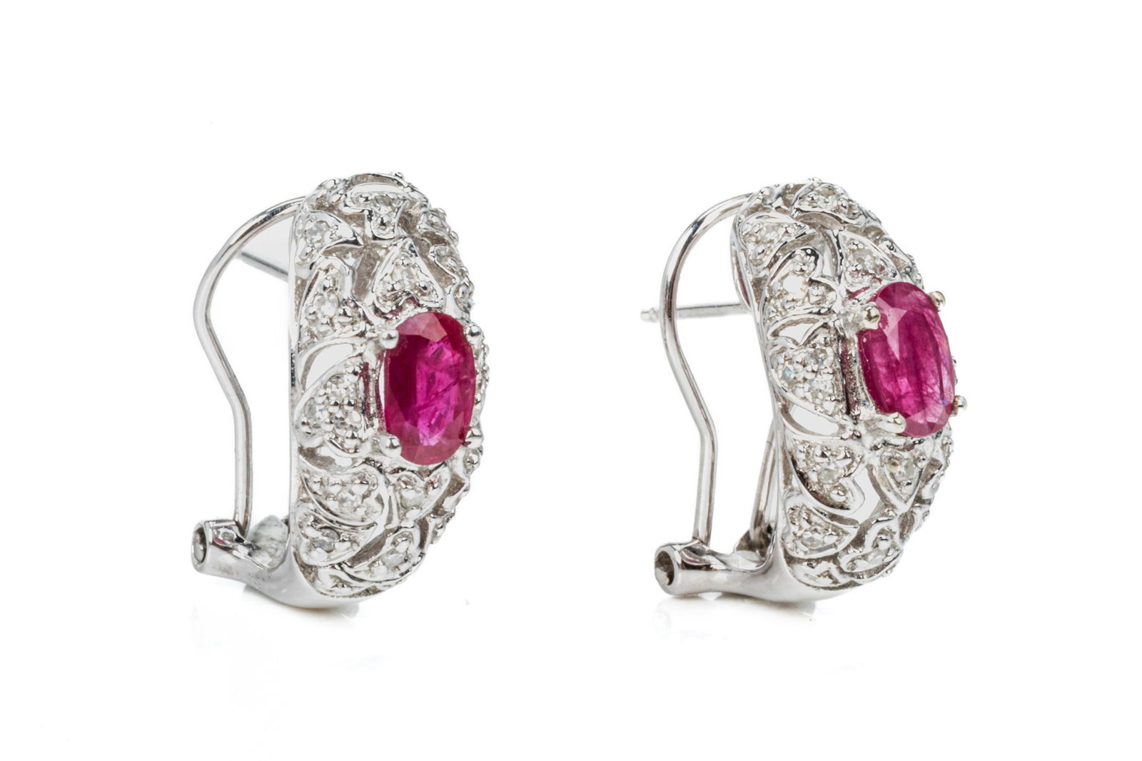 WHITE GOLD RUBY & DIAMOND EARRINGS 4.4g (1 of 3)