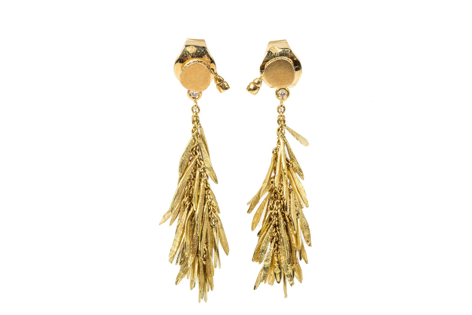 18K GOLD FRINGE STUDS w/ PETITE DIAMONDS 8.8g: 18K yellow gold disk studs with heavyweight oversized friction backs, accented with tiny dangling creatures Accompanied by removable stud enhancer fringes made up of patterned fronds/feathers and acce