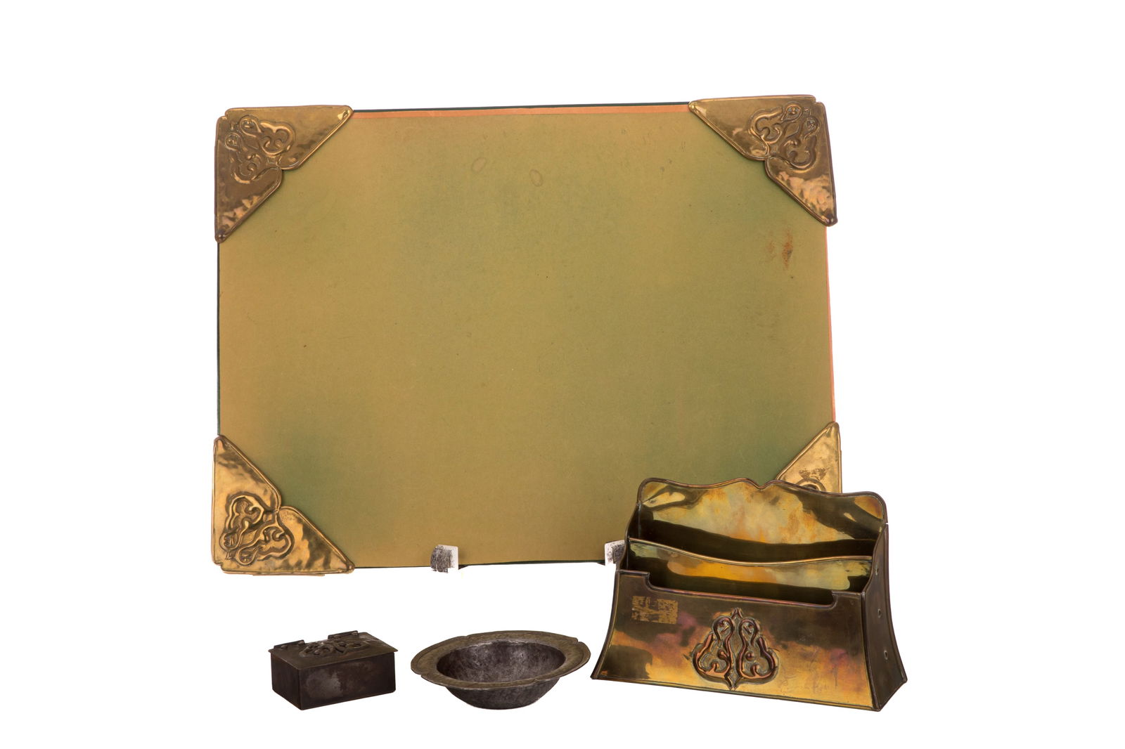 PAUL BEAU CANADIAN METAL DESK SET (1 of 5)