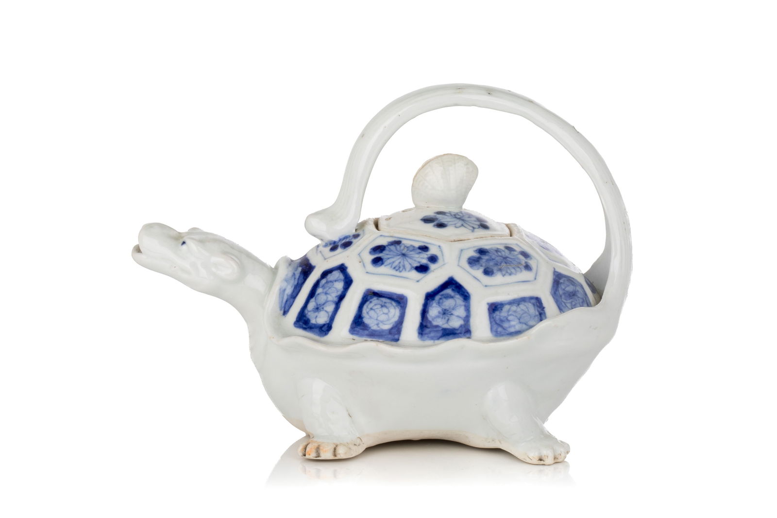 JAPANESE ARITA TURTLE FORM PORCELAIN EWER (1 of 5)