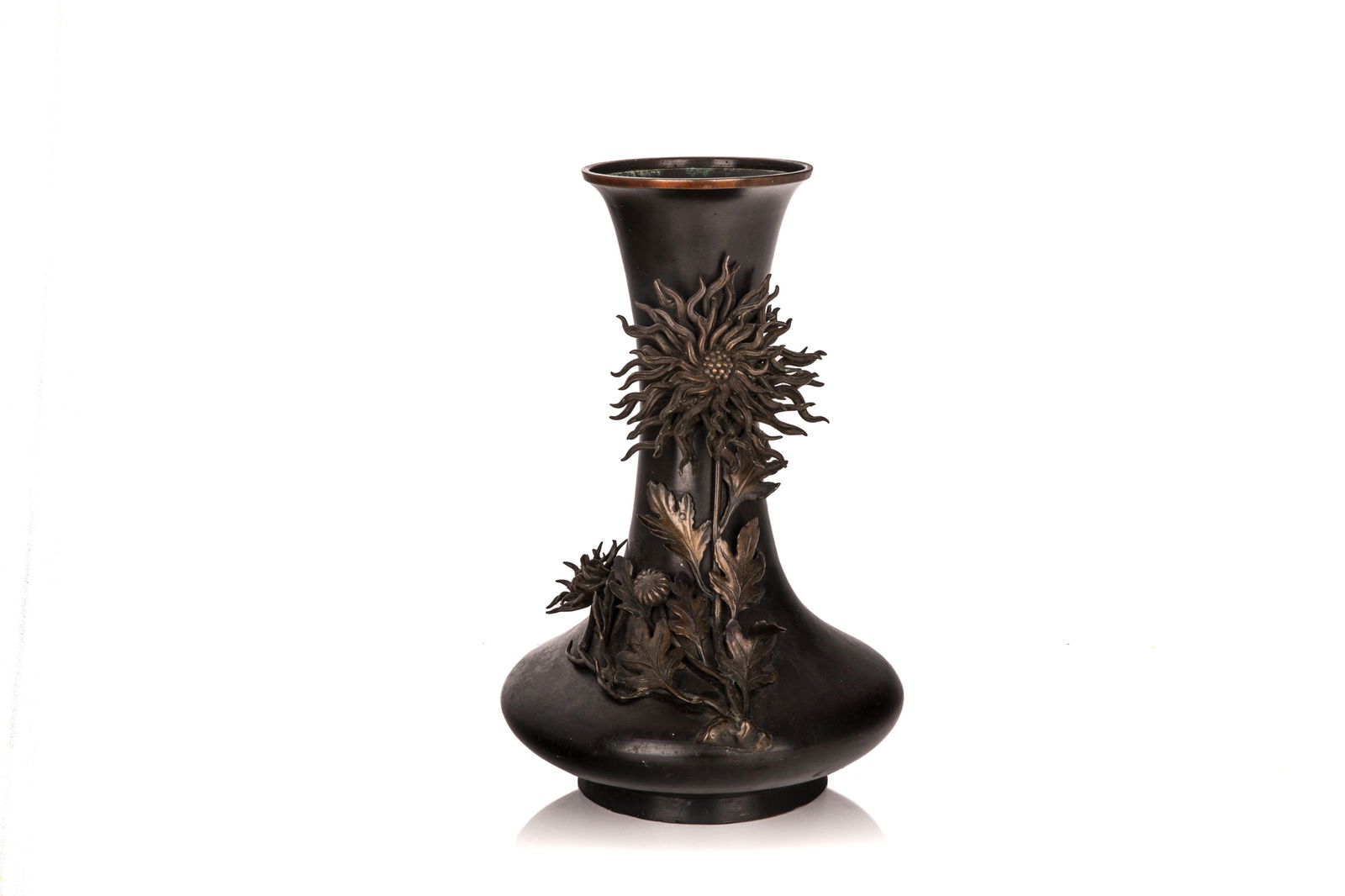 LARGE JAPANESE BRONZE VASE (1 of 4)