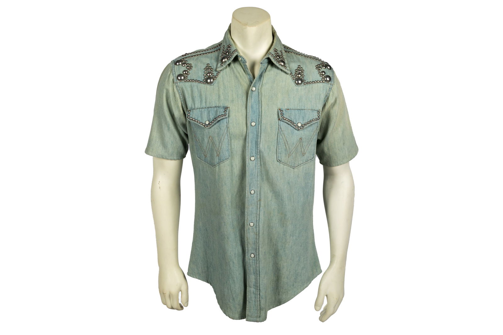 LIGHTFOOT'S VINTAGE DENIM SHIRT (1 of 2)