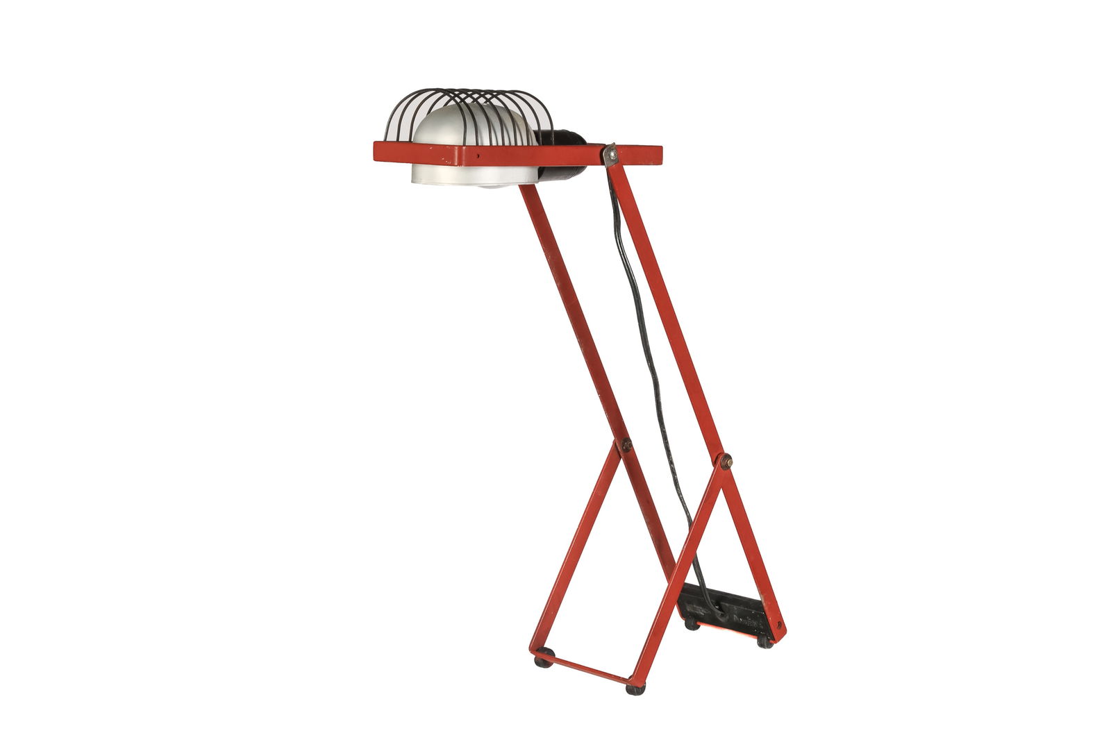 SINTESI DESK LAMP BY ERNEST GISMONDI FOR ARTEMIDE: H: 18 1/2'' W: 4 1/2'' D: 12'' *not in working order.