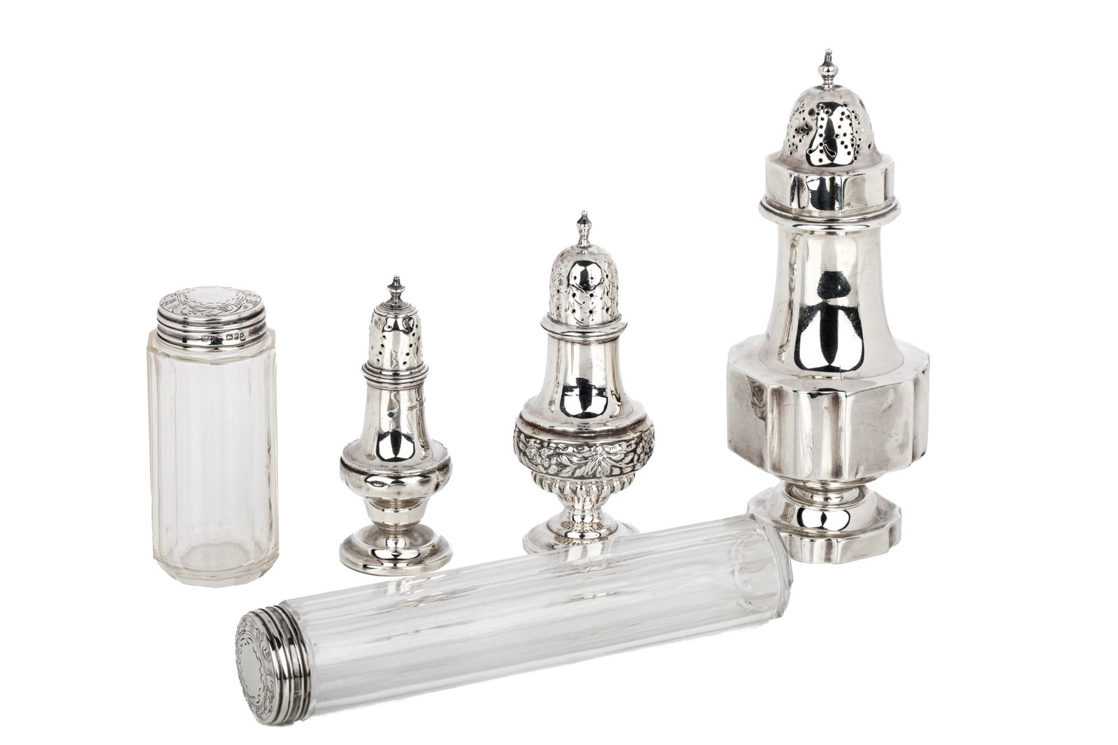 ENGLISH SILVER CASTERS, 217g (1 of 5)