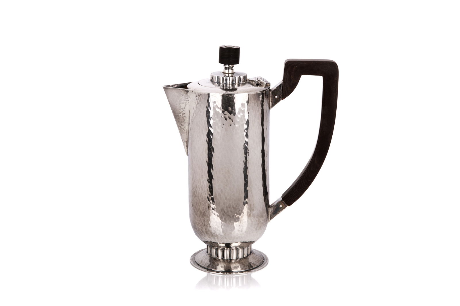 CHARLES BOYTON STUDIO SILVER COFFEE POT, 437g: An English sterling silver Art Deco coffee pot from the studio of renowned silversmith Charles Boyton. Hall marked for London, 1947. Also signed under the marks with his signature. 