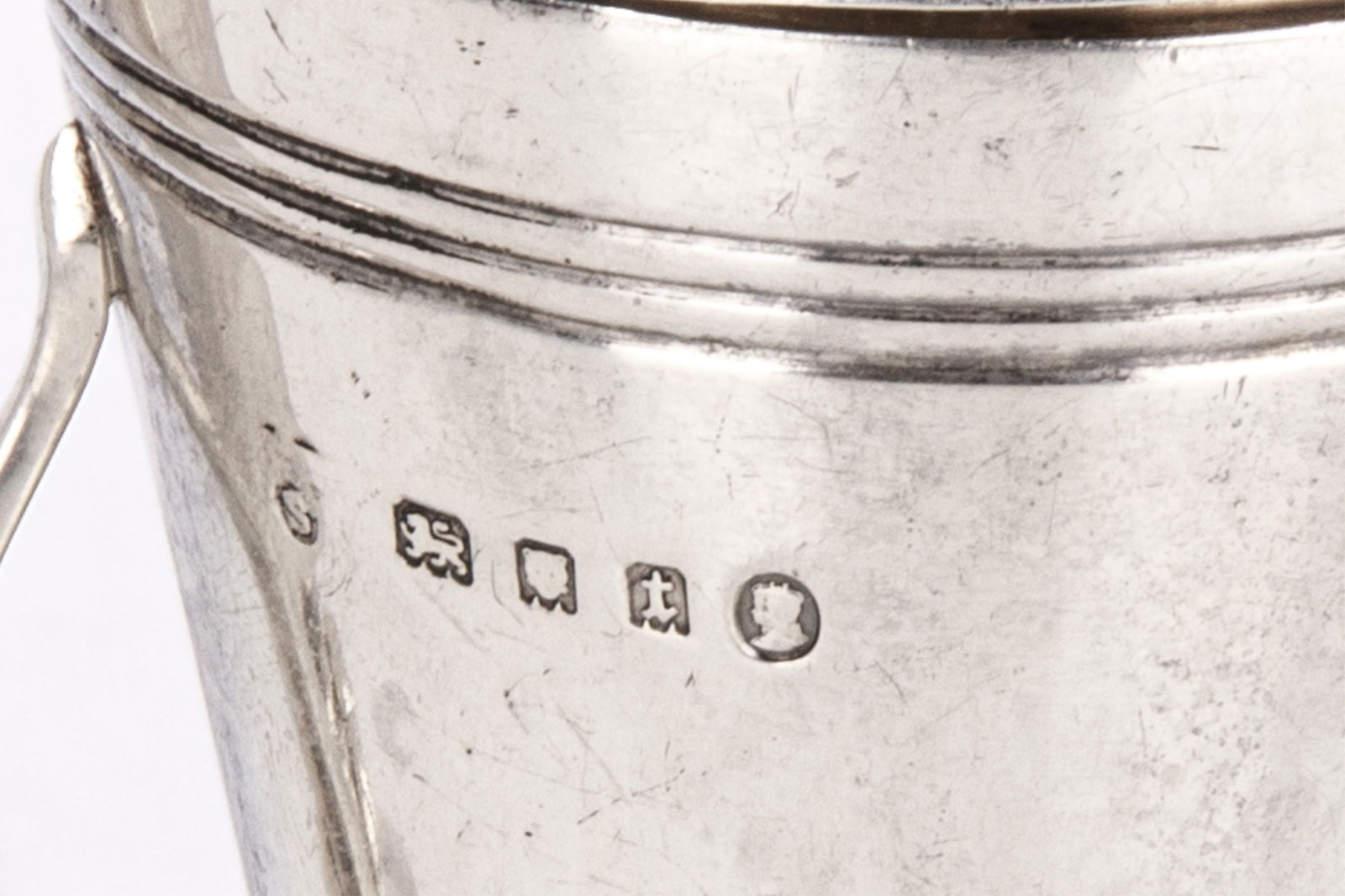 CHARLES BOYTON SILVER CASTER, 232g - 3