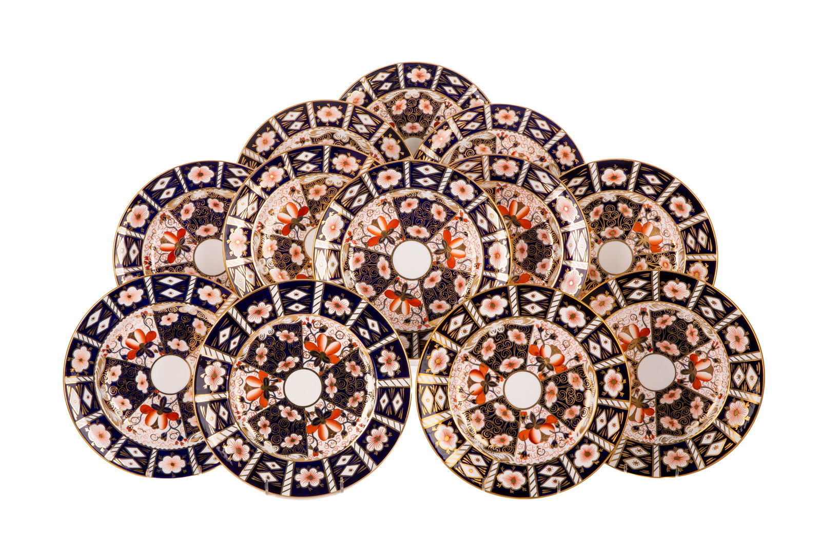 12 ROYAL CROWN DERBY IMARI 2451 DINNER PLATES (1 of 3)