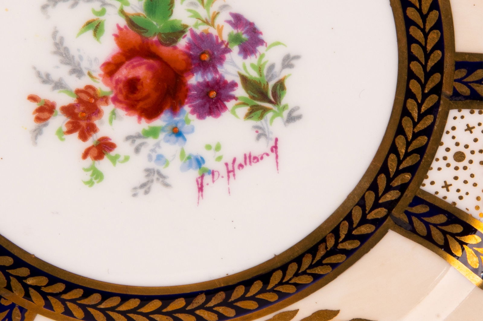 ASSORTED QUEEN MARY PATTERN DINNERWARE - 2