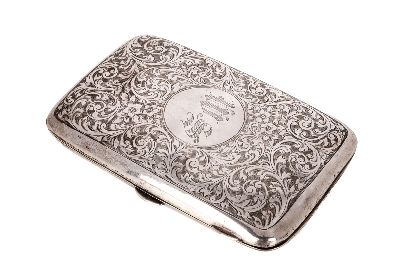 SILVER CIGAR CASE, 185g: An English sterling silver cigar case, Birmingham, 1914 maker Charles Green & Co.Weight 185 G. L 5 1/2" (14 cm)