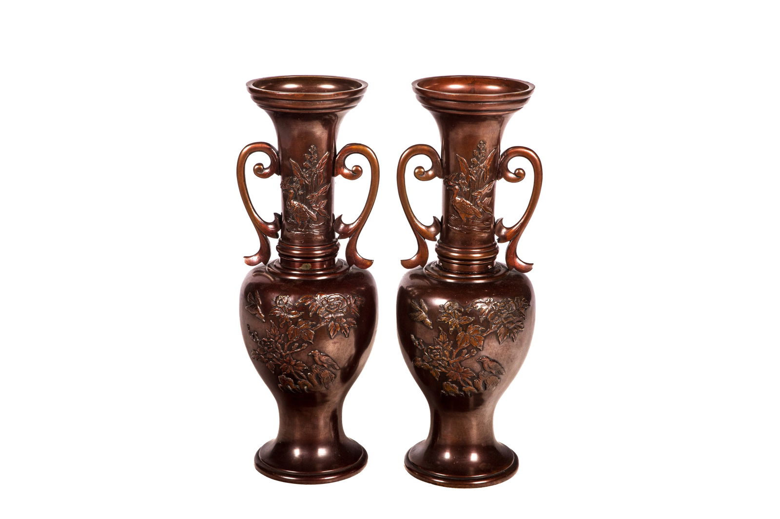 PAIR OF JAPANESE BRONZE VASES: H. 21 1/2" (54 1/2 cm)