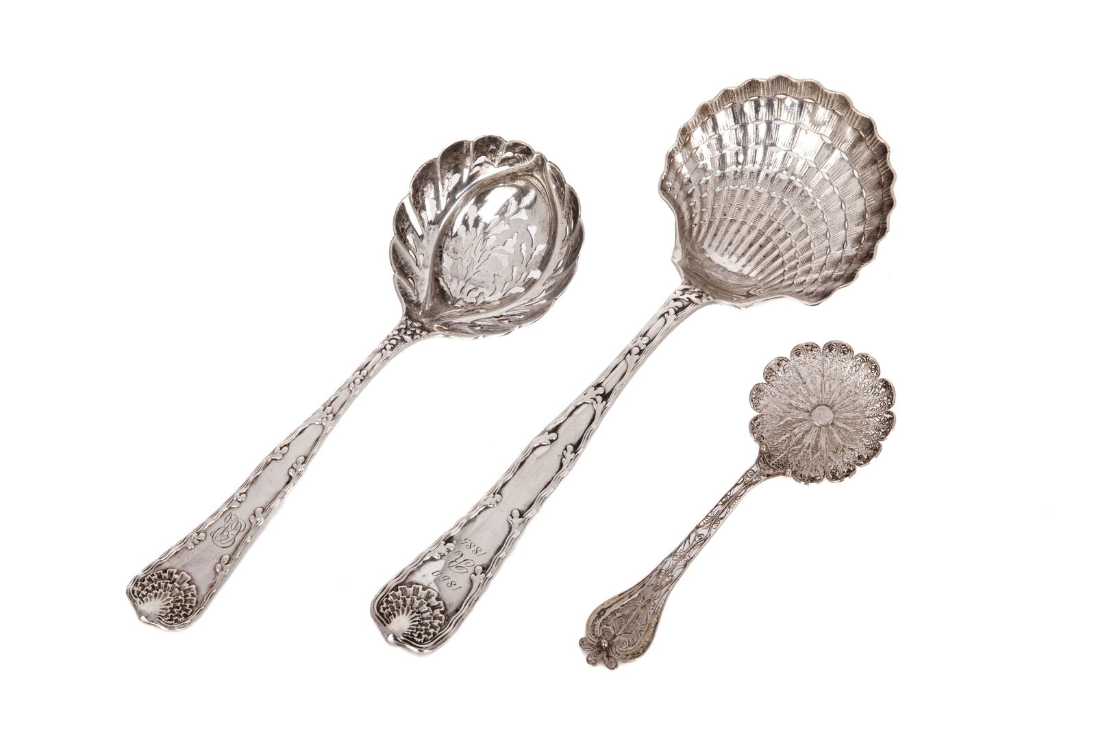 THREE ART NOUVEAU SILVER BERRY SPOONS, 164g (1 of 4)
