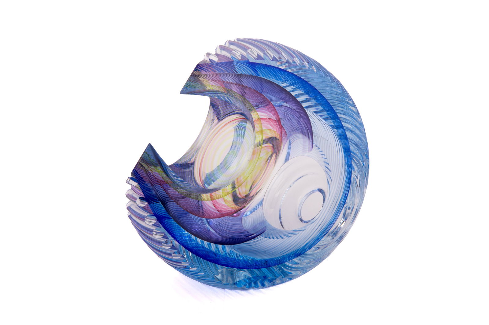 KET KARBLER AMERICAN GLASS SCULPTURE: Mixed coloured glass moon shaped paperweight sculpture, signed Ket Karbler, 20th C. H. 11.4cm x W. 11.4cm x D. 9.5cm (4 1/2in x 4 1/2in x 3 3/4in)
