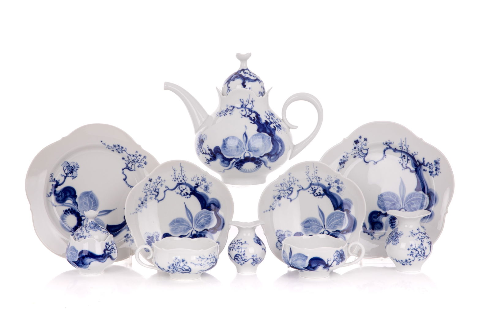 MEISSEN "BLUE ORCHID" TEA SET FOR TWO (1 of 3)