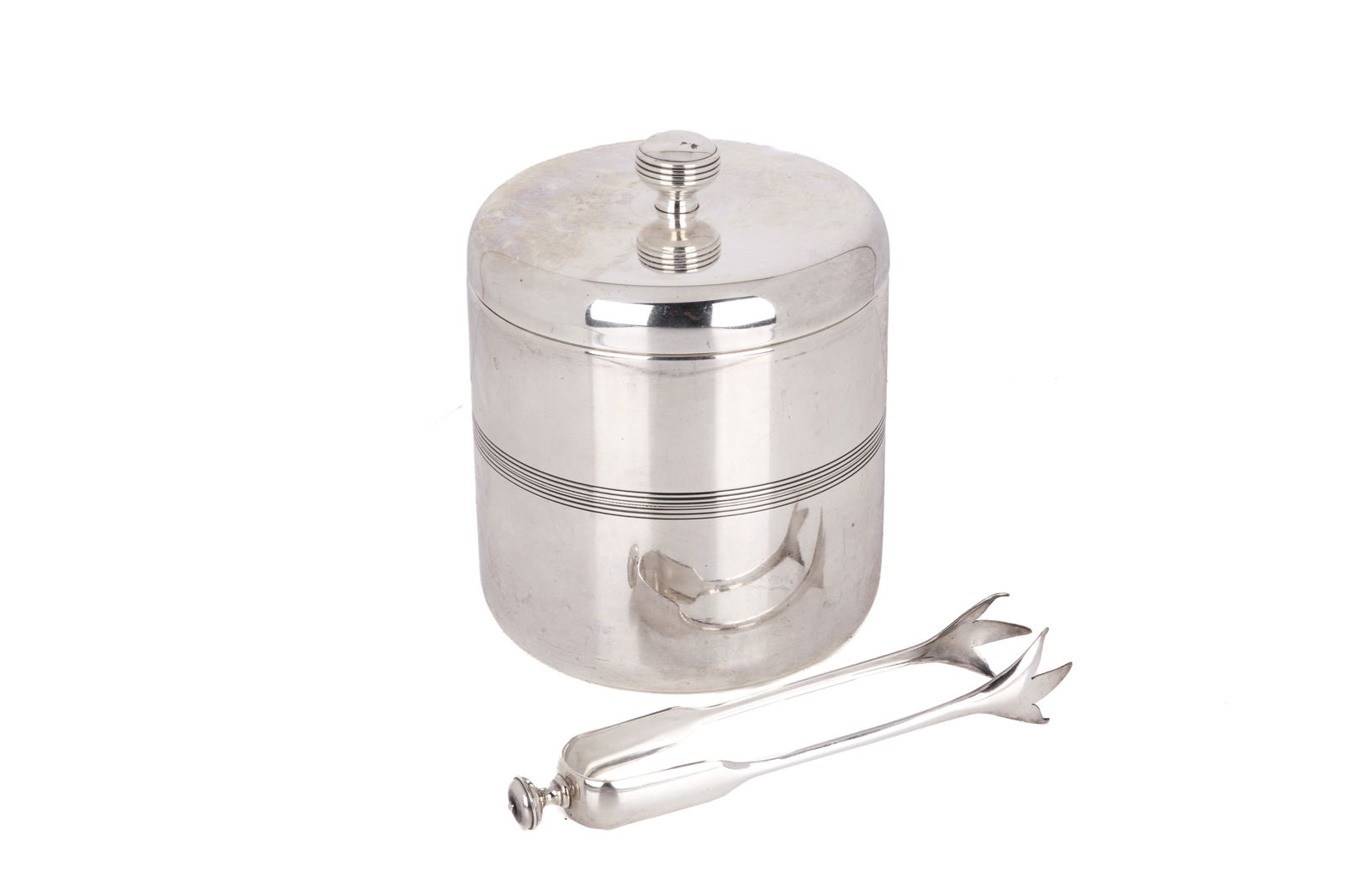 VINTAGE CHRISTOFLE, FRANCE SILVERPLATED ICE BUCKET: Circular Art Deco form with reeded detail and tongs, French, 20th C. H. 7 1/4" (18cm)